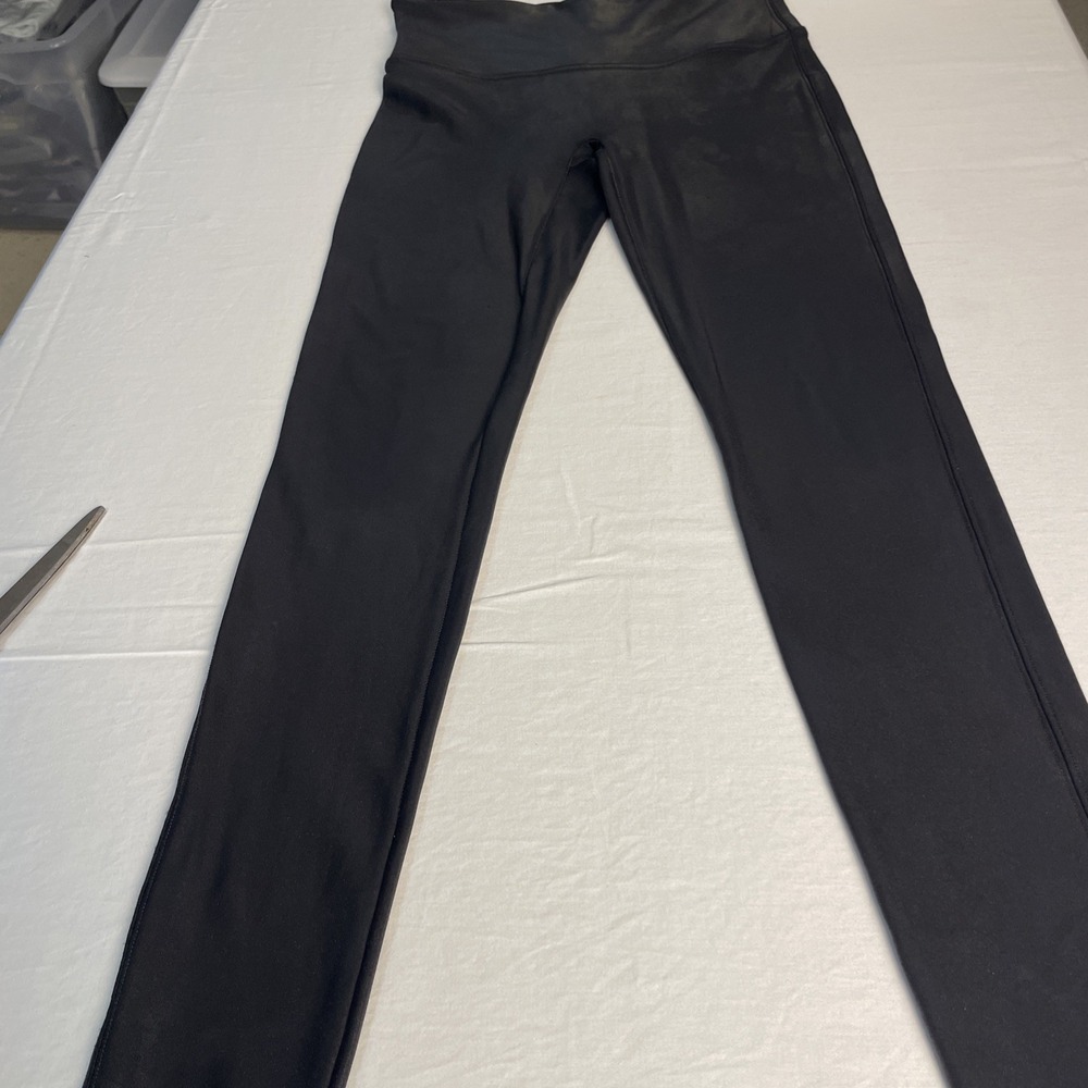 Spanx Women's Faux Leather M Leggings - Black